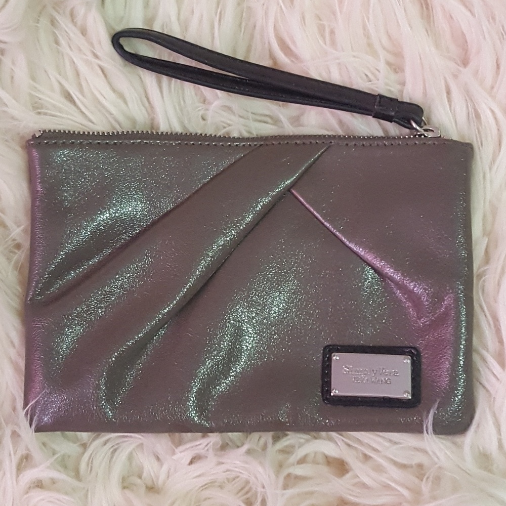 Simply Vera Wang wristlet/clutch